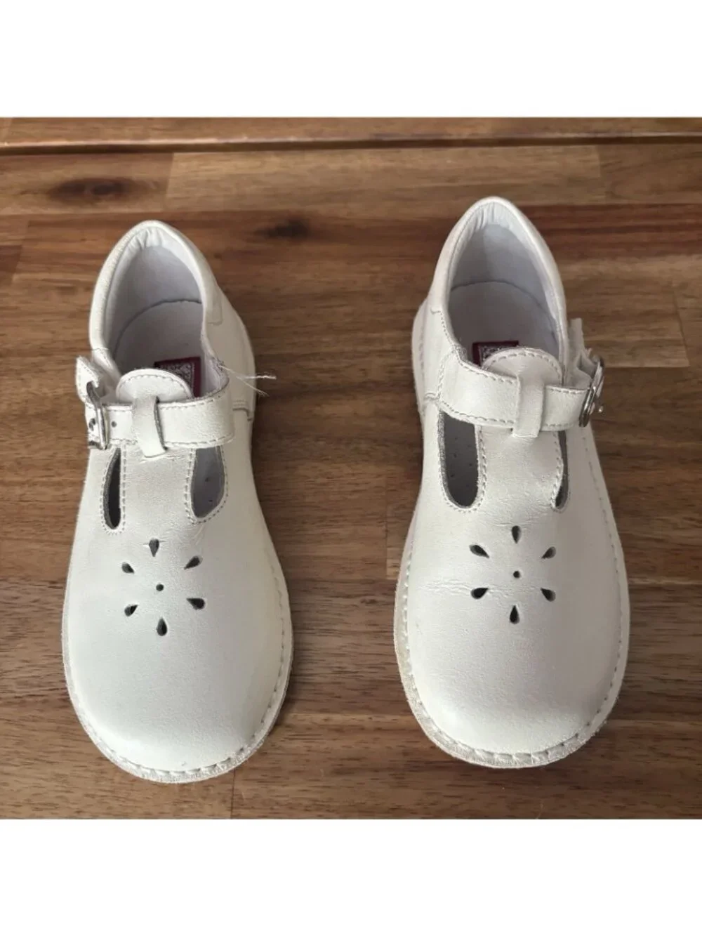 L'Amour Girls Shoes Classic Off White Leather Mary Jane T-strap Size 12 School
